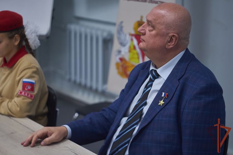 Ветеран воронежского СОБР Росгвардии стал участником Всероссийского проекта «Диалоги с Героями» 