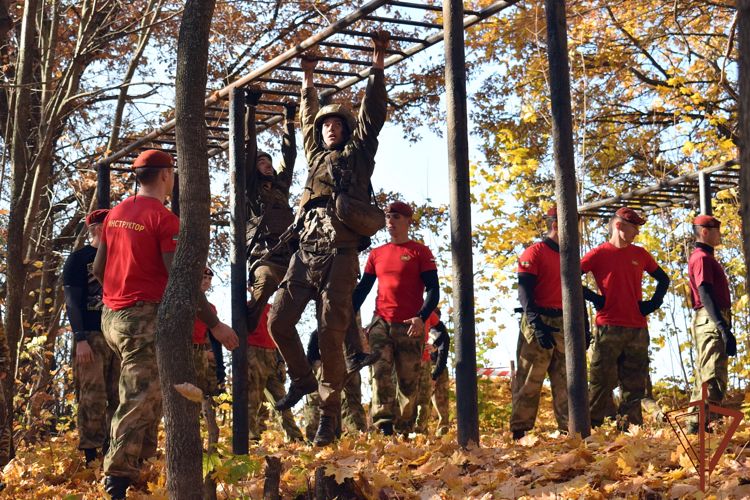 Проведены испытания на право ношения крапового берета среди военнослужащих спецназа Приволжского округа Росгвардии  (видео)