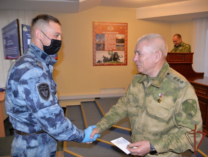 Командующий Уральским округом проинспектировал подразделения ведомства, дислоцированные в Югре