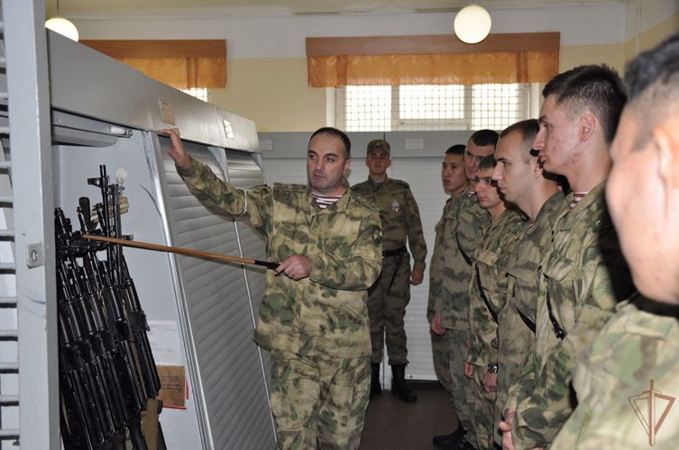 В Уральском округе Росгвардии стартовал сбор офицеров-выпускников военных вузов 2021 года 