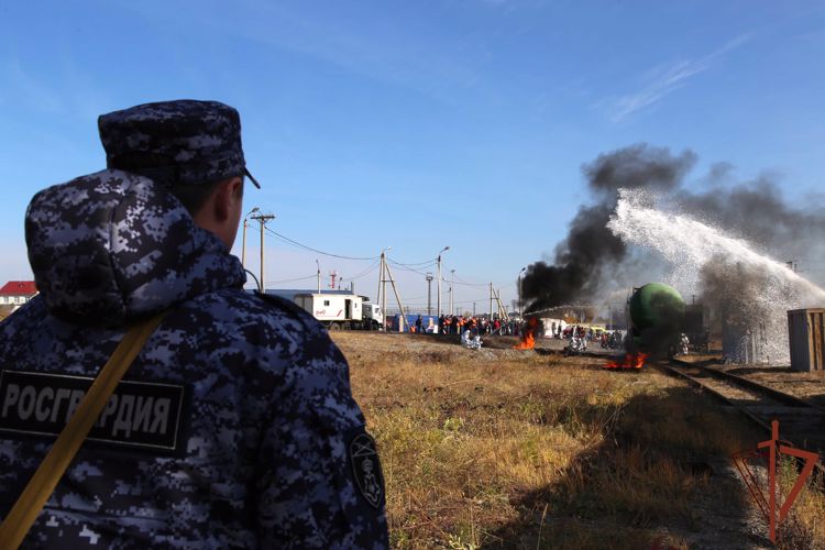 Уральский округ Росгвардии принял участие во  всероссийской штабной тренировке МЧС России