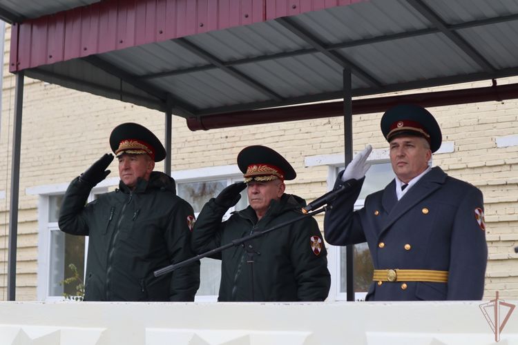 Калиновская дивизия по охране важных государственных объектов и специальных грузов Уральского округа Росгвардии отметила свое 65-летие