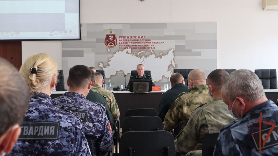Командующий Сибирским округом Росгвардии проинспектировал подразделения ведомства, дислоцирующиеся в Красноярском крае