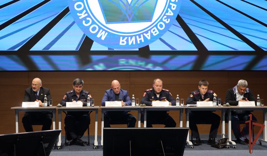 Вопросы обеспечения Росгвардией и частными охранниками безопасности объектов образования обсудили в Москве
