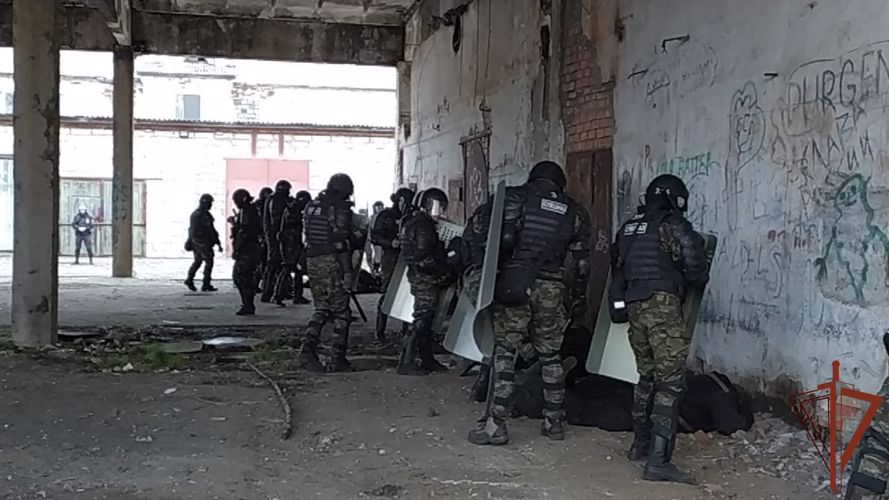 Сыктывкарский ОМОН Росгвардии принял участие в тактико-специальных учениях