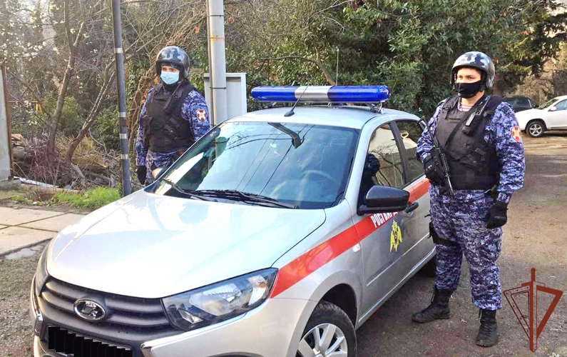 Сотрудники Росгвардии задержали в Крыму водителя транспортного средства с признаками опьянения