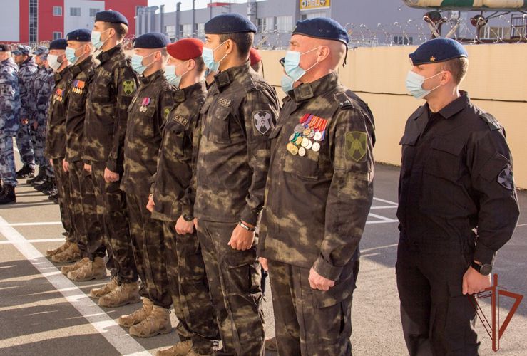 В Уральском округе отметили День специальных отрядов быстрого реагирования (видео)