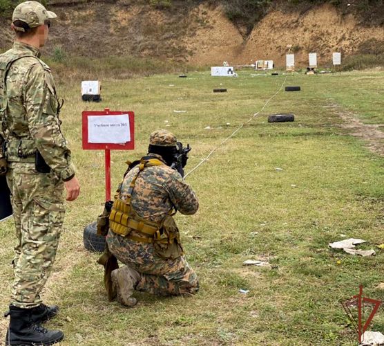 В Ростовской области бойцы СОБР и ОМОН выполнили задачи полевых выходов