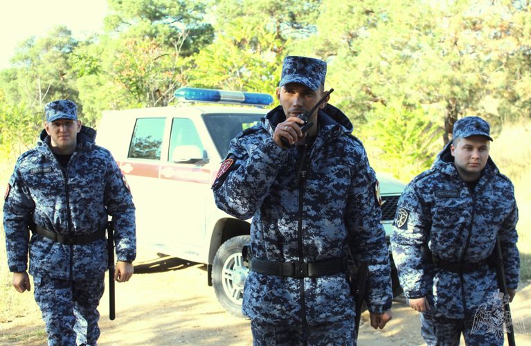 Военнослужащие Росгвардии в Севастополе задержали подозреваемого в  сбыте наркотиков 