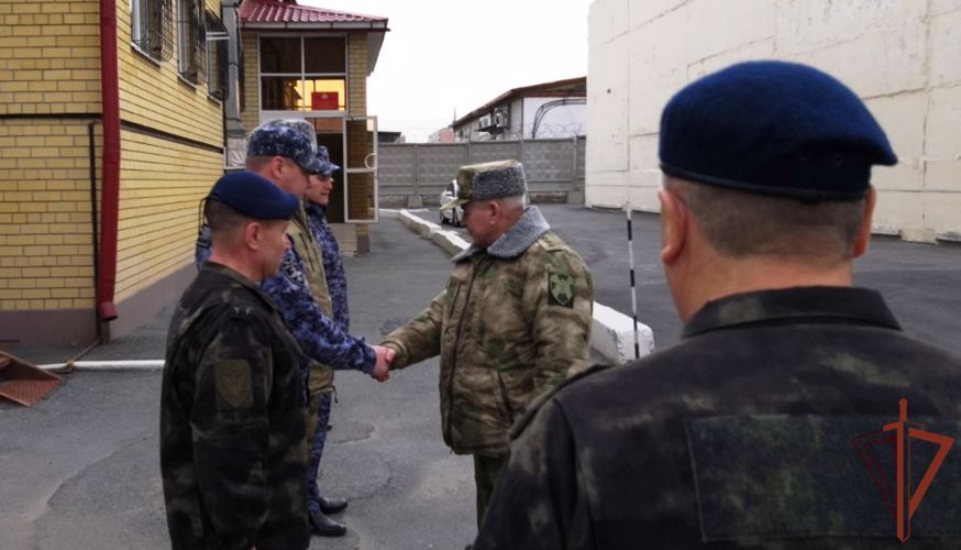 Командующий Уральским округом Росгвардии проинспектировал подразделения ведомства в Тюменской области
