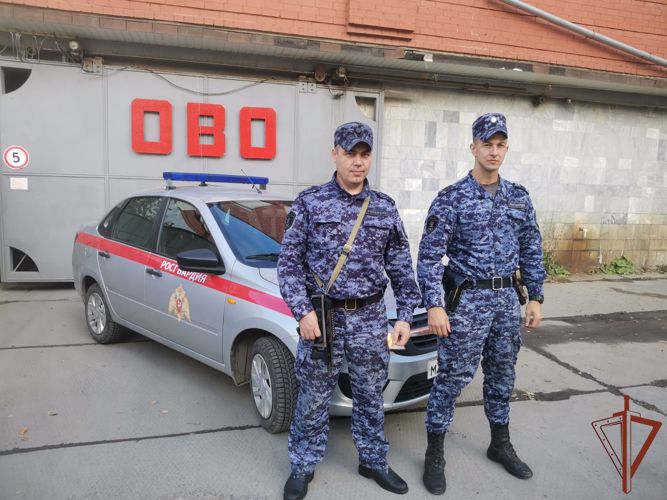 Росгвардейцы задержали в Свердловской области подозреваемого в серии краж