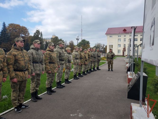 В ОДОН Росгвардии вспомнили погибших в трагических событиях 1993 года в Москве 