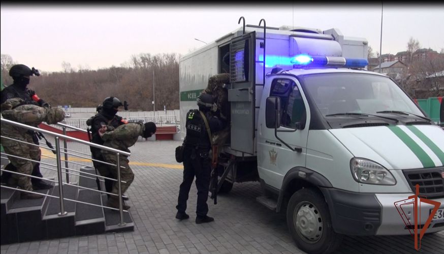 В Новосибирске сотрудники Росгвардии приняли участие в антитеррористических учениях