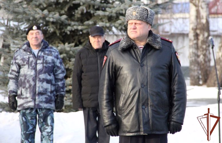 В день рождения генерала Комаровского 70 тюменских школьников посвятили в кадеты Росгвардии (видео)