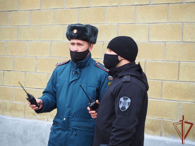 Совместные противопожарные учения Росгвардии и МЧС прошли в Белгороде