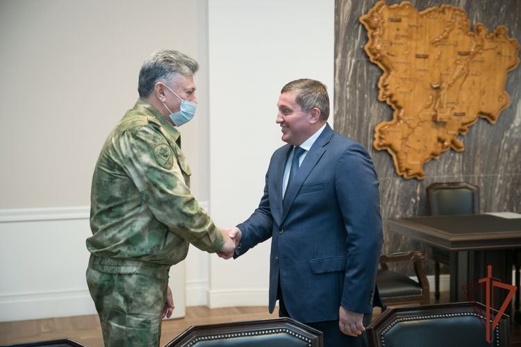 Состоялась рабочая встреча командующего Южным округом Росгвардии и губернатора Волгоградской области
