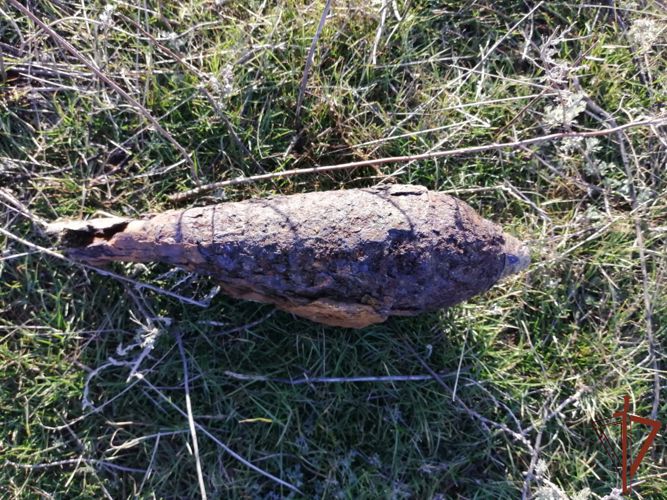 Взрывотехники ОМОН уничтожили боеприпас времен Великой Отечественной войны, обнаруженный в Калмыкии