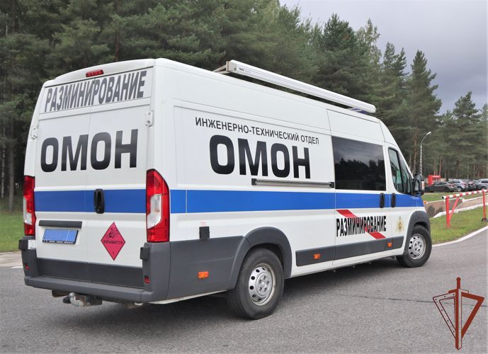 Взрывотехники петербургского ОМОН Росгвардии обезвредили неразорвавшиеся боеприпасы времен войны