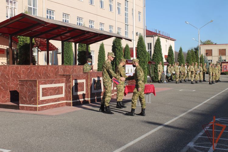 Акция «В память о службе в Росгвардии» прошла на Северном Кавказе 