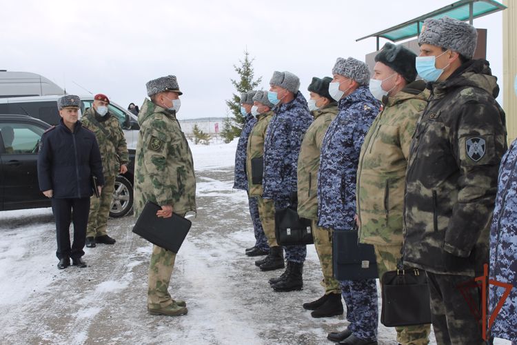 Командующий Приволжским округом проинспектировал подразделения Росгвардии, дислоцирующиеся в Пермском крае