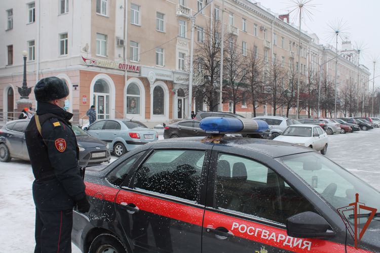 Более 300 правонарушений пресечено росгвардейцами в Зауралье за прошедшую неделю