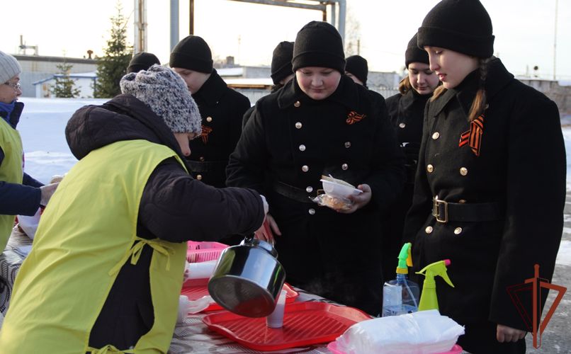 В день рождения генерала Комаровского 70 тюменских школьников посвятили в кадеты Росгвардии (видео)