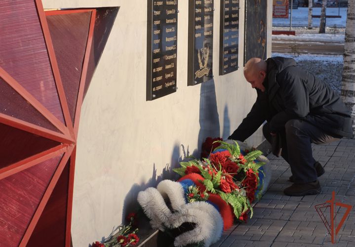 В День военного разведчика росгвардейцы в Иркутской области почтили память павших сослуживцев