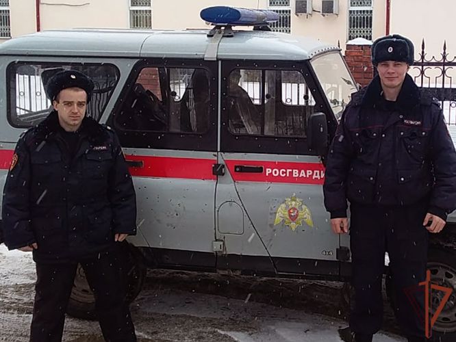 Росгвардейцы помогли вернуться домой жительнице Новокузнецка с потерей памяти