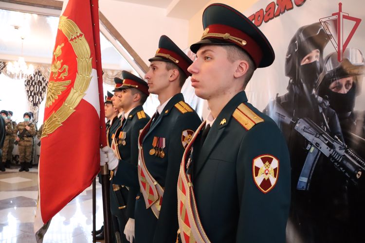 Новобранцы Восточного округа Росгвардии присягнули на верность Отечеству