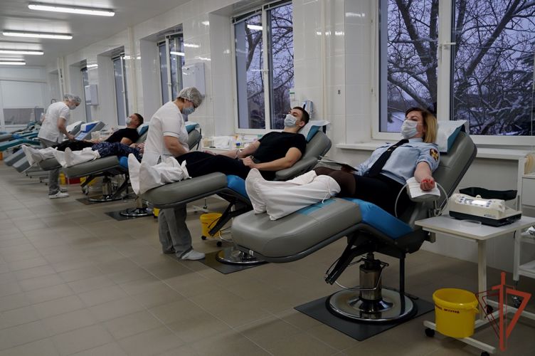 Новгородские росгвардейцы приняли участие в ведомственной акции   «От сердца к сердцу»