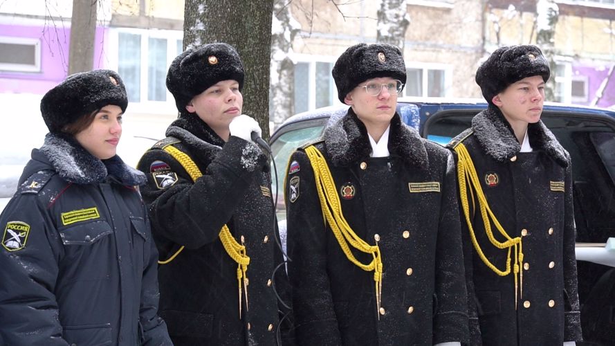 Ветеран войны из Кирова отметила 100-летие под музыку военного оркестра Росгвардии