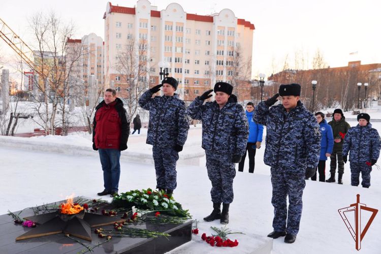 День героев Отечества отметили в Уральском округе Росгвардии (видео)