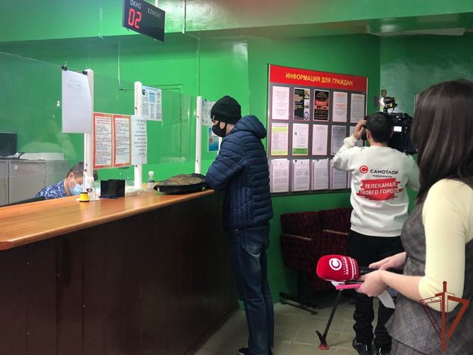 Росгвардия ознакомила югорских телезрителей с изменениями законодательства об оружии (видео)