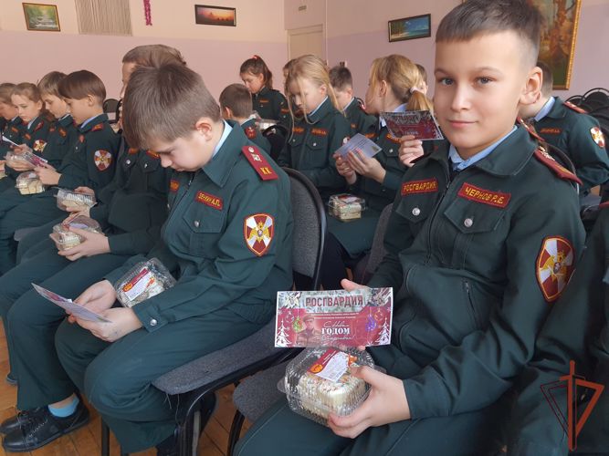 К  Акции «Дед мороз специального назначения» присоединились военнослужащие центра подготовки личного состава Приволжского округа