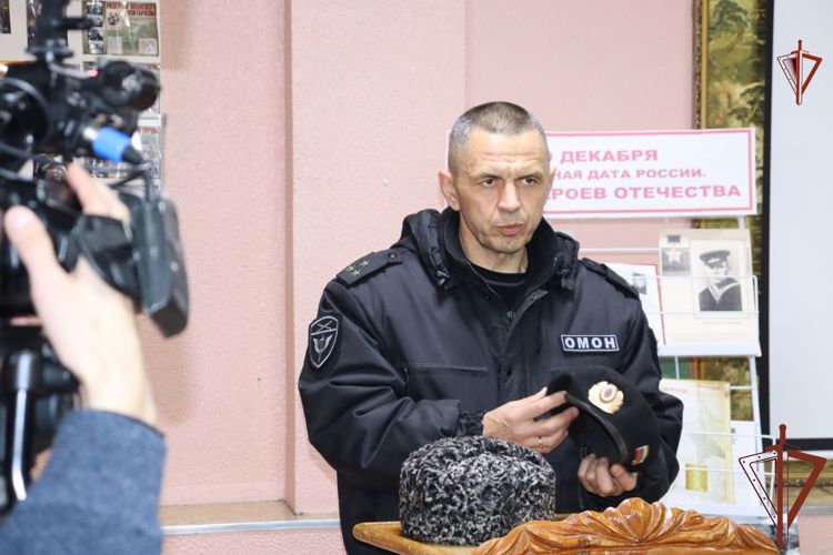 Экспозиция памяти Героя России из ОМОН открыта в хабаровском военно-патриотическом клубе 
