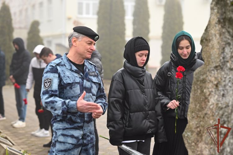 Память погибших сотрудников ОМОН почтили в Ставрополе