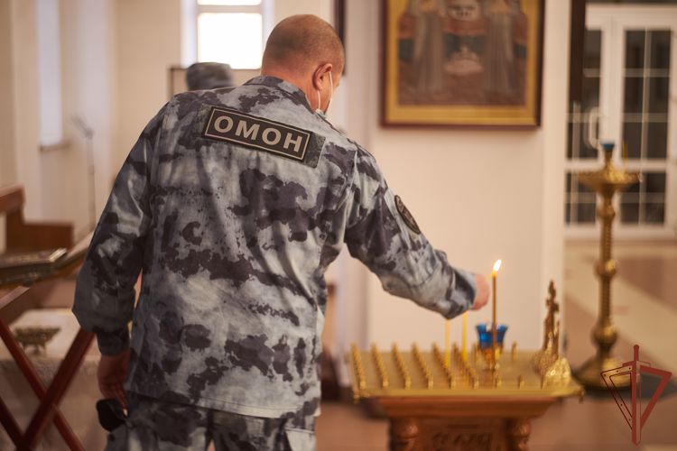 День образования ОМОН и ОМОН на транспорте отметили в Воронеже