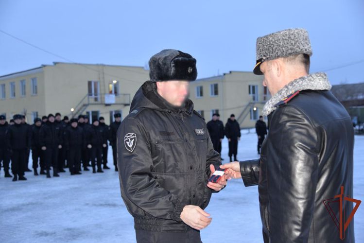 Екатеринбургский ОМОН «Малахит» Росгвардии отметил 33-летие