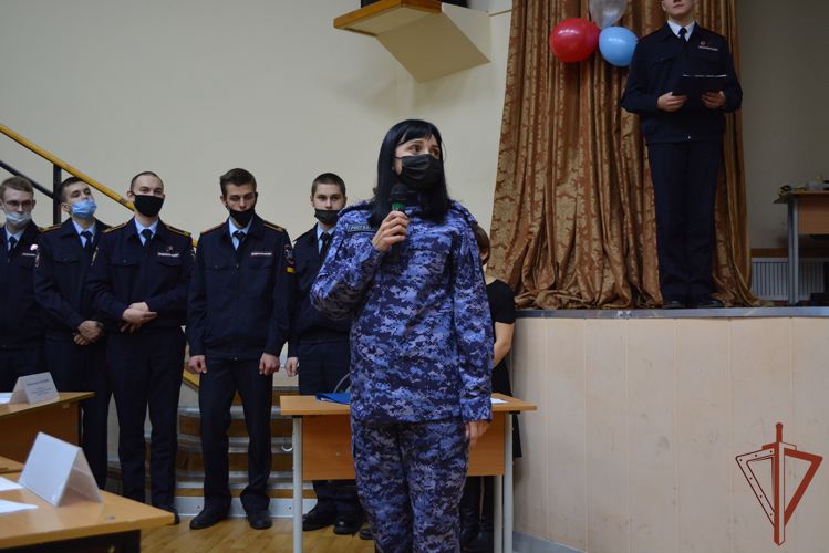 Столичные росгвардейцы приняли участие в правовой викторине