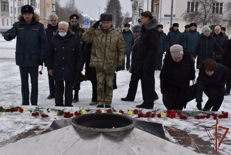 День героев Отечества отметили в Уральском округе Росгвардии (видео)