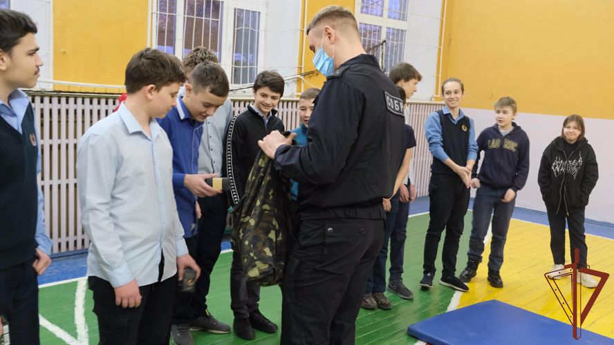 Акция «Дед Мороз специального назначения» проходит в Орле 