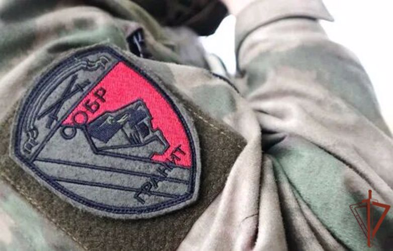 Спецназ Росгвардии задержал подозреваемых в вымогательстве денег у петербургского предпринимателя
