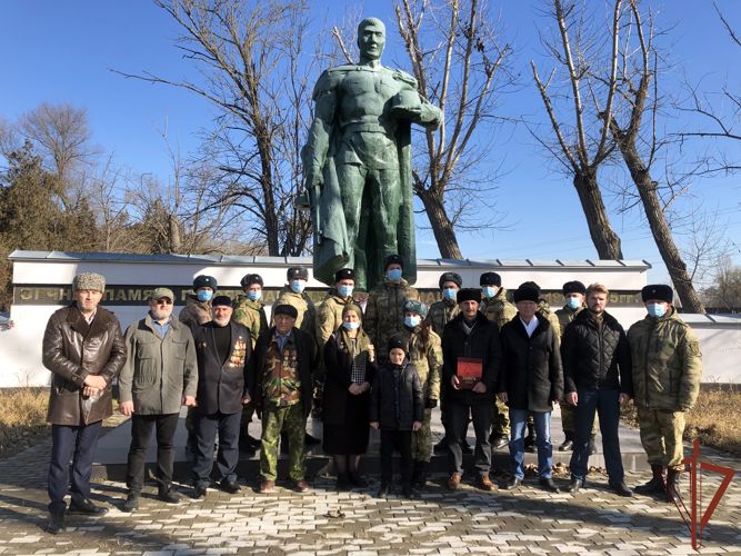 На Северном Кавказе Росгвардия участвует в мероприятиях, посвященных Дню неизвестного солдата