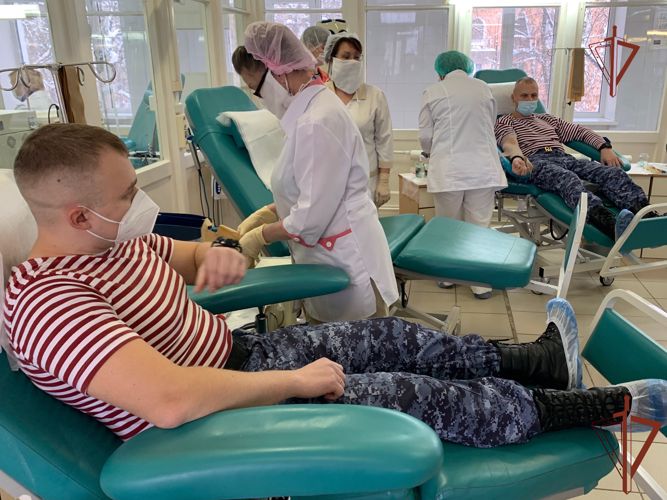 Росгвардейцы поддержали донорскую акцию «От сердца к сердцу» в Твери 