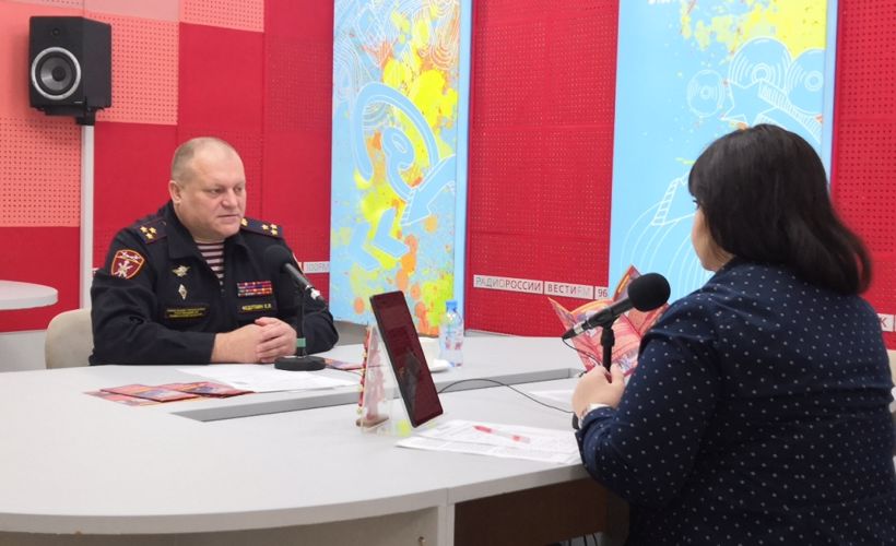 Начальник Управления Росгвардии по Тюменской области стал гостем региональной радиопрограммы 