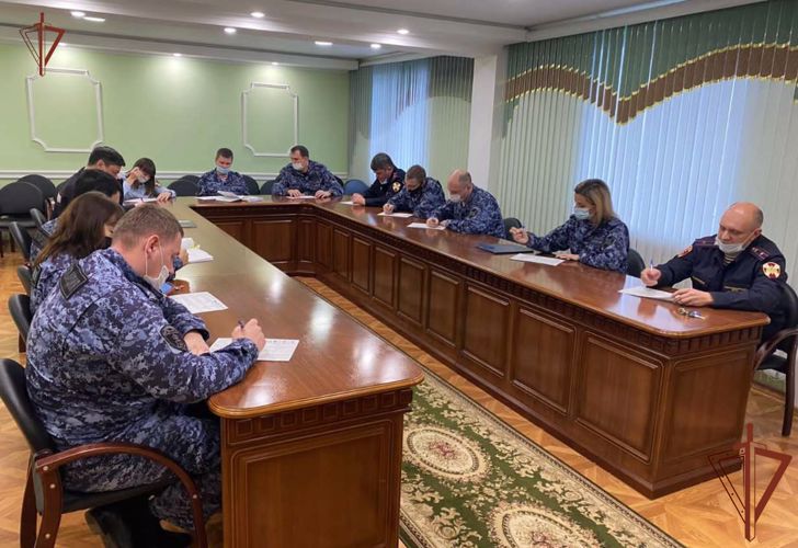 В День неизвестного солдата росгвардейцы приняли участие в памятных мероприятиях в регионах ЦФО