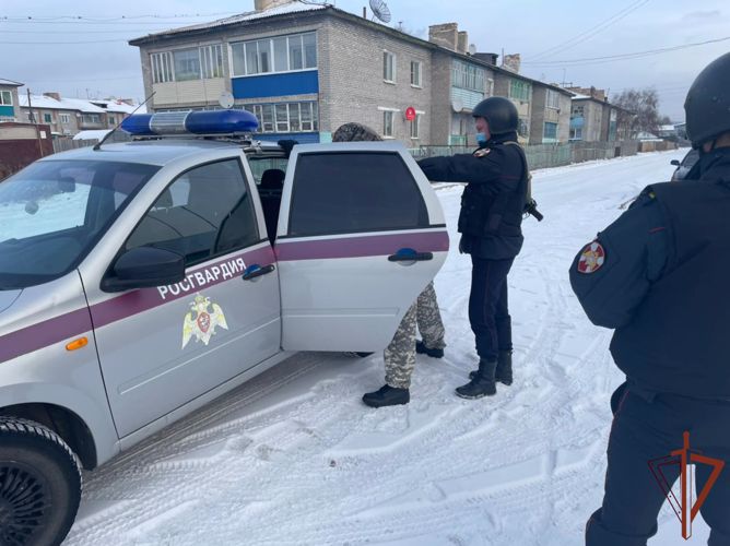 Патруль Росгвардии задержал подозреваемого в покушении на убийство в Бурятии