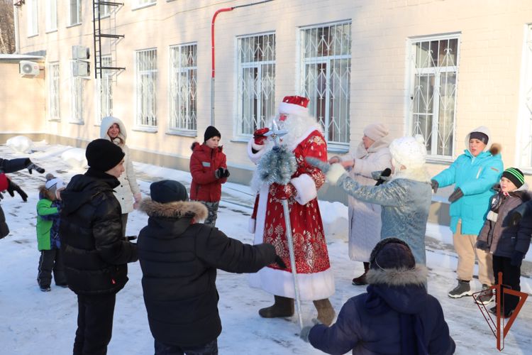 В озерской дивизии Уральского округа Росгвардии состоялись мероприятия в рамках всероссийской новогодней ведомственной акции  (видео)