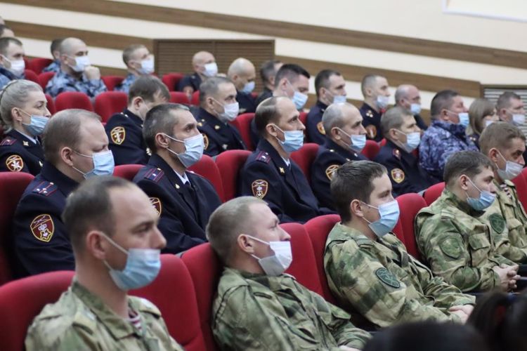 Губернатор Хабаровского края посетил региональное управление Росгвардии