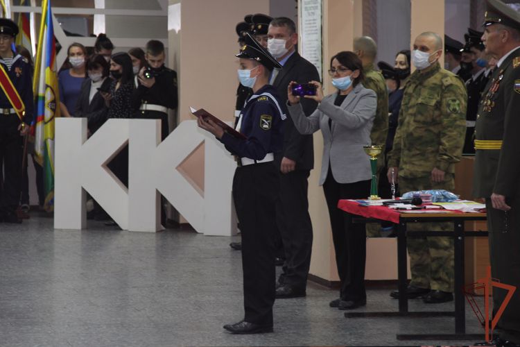 Росгвардия поздравила с годовщиной образования кадетский корпус имени Александра Невского